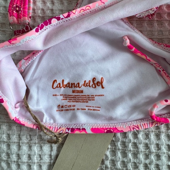 NWT Cabana Del Sol Pink & White Bikini Top - Picture 3 of 3